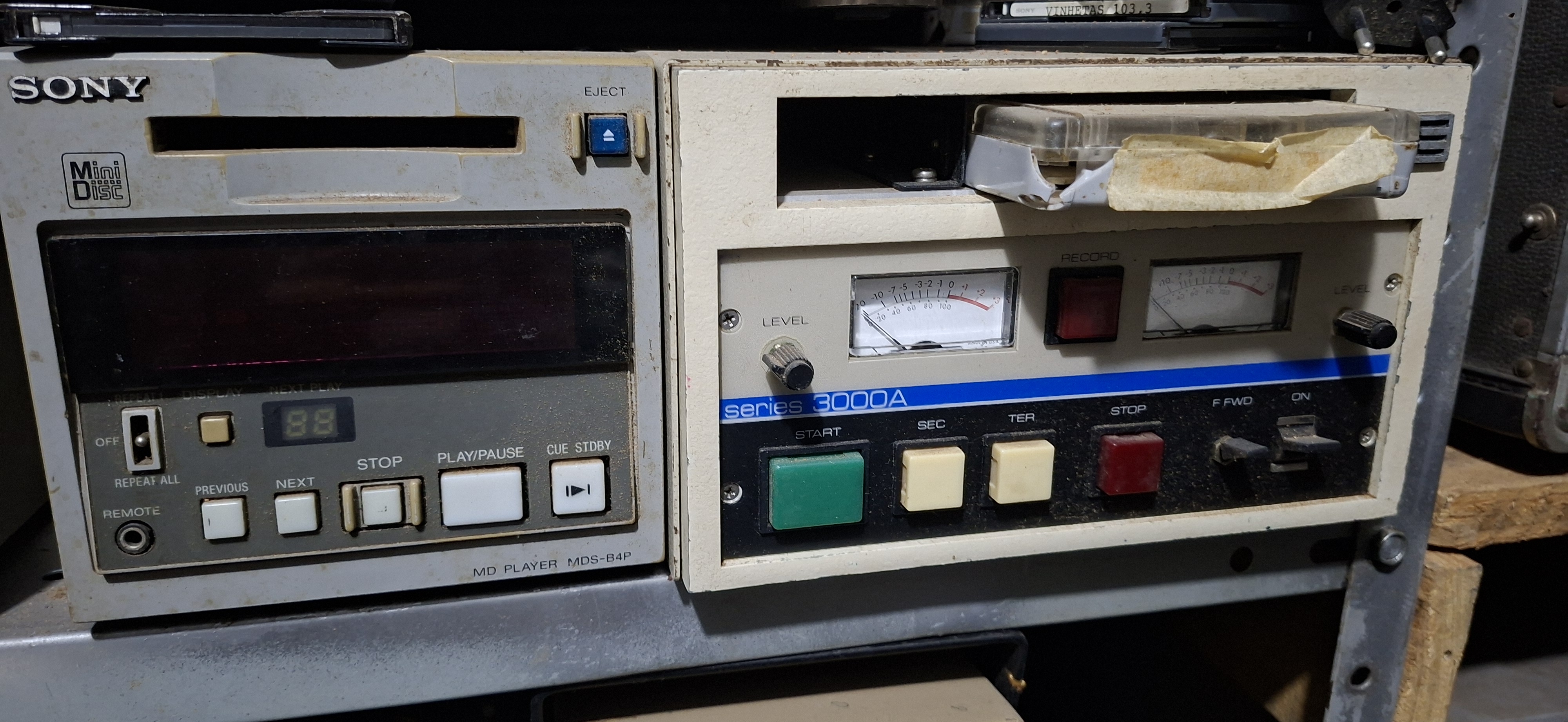 Referência: cartucheira e MiniDisc